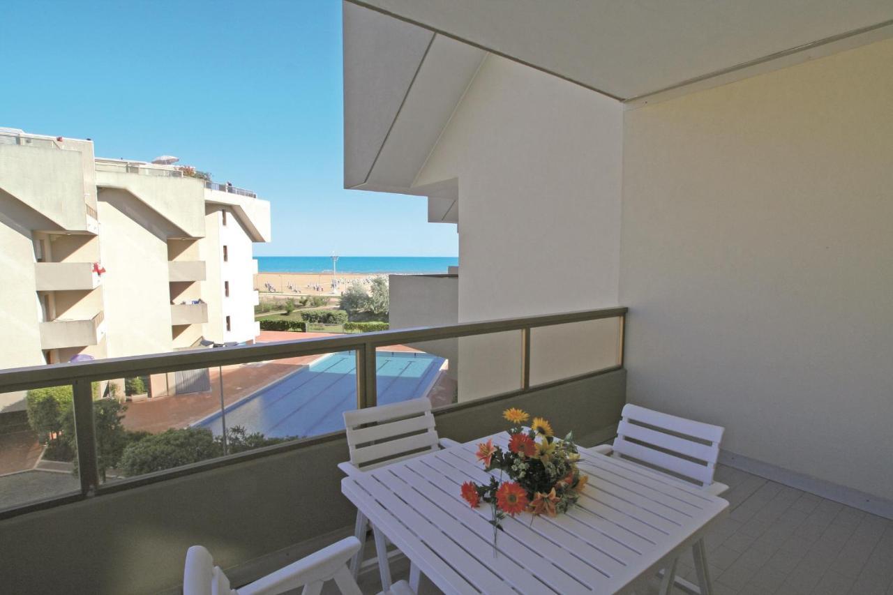 Residence Le Zattere Бибионе Экстерьер фото