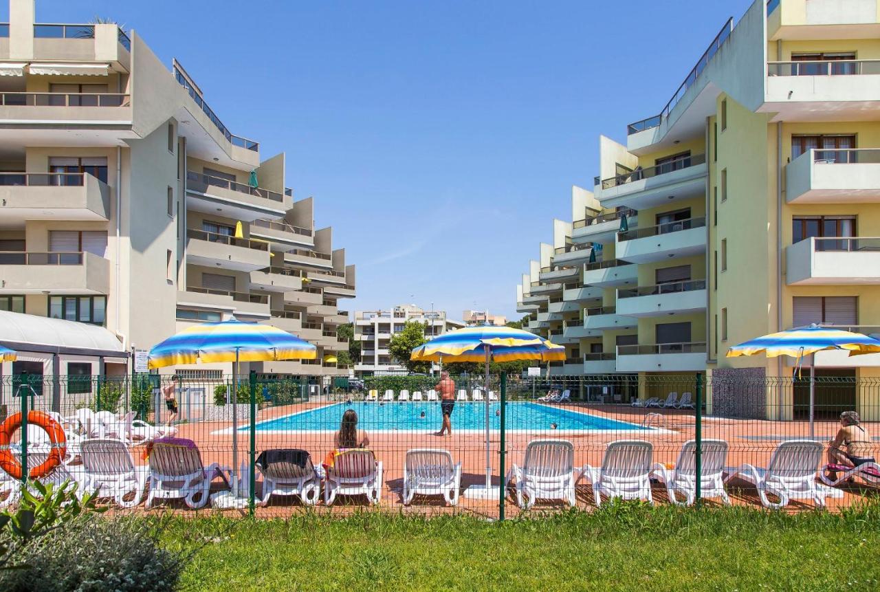 Residence Le Zattere Бибионе Экстерьер фото